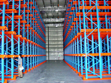Ganda Masuk Drive In Rack Pallet Untuk High Density Pallet Storage