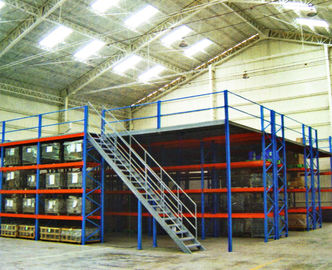 Heavy Duty Pallet Rack Sistem Mezzanine Untuk Gudang Logistik
